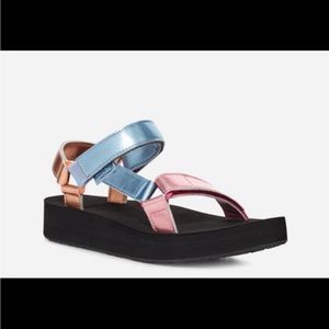 TEVA MIDFORM UNIVERSAL SHIMMER SANDALS SZ 12